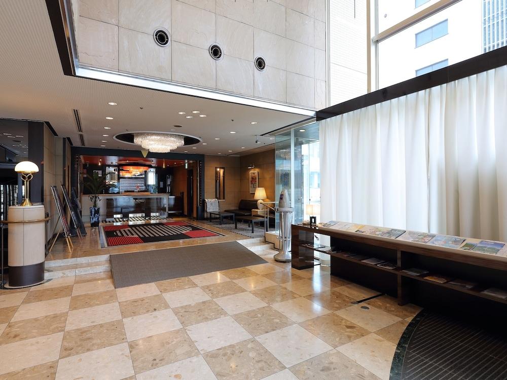 APA Hotel Takaoka-Marunouchi Eksteriør billede